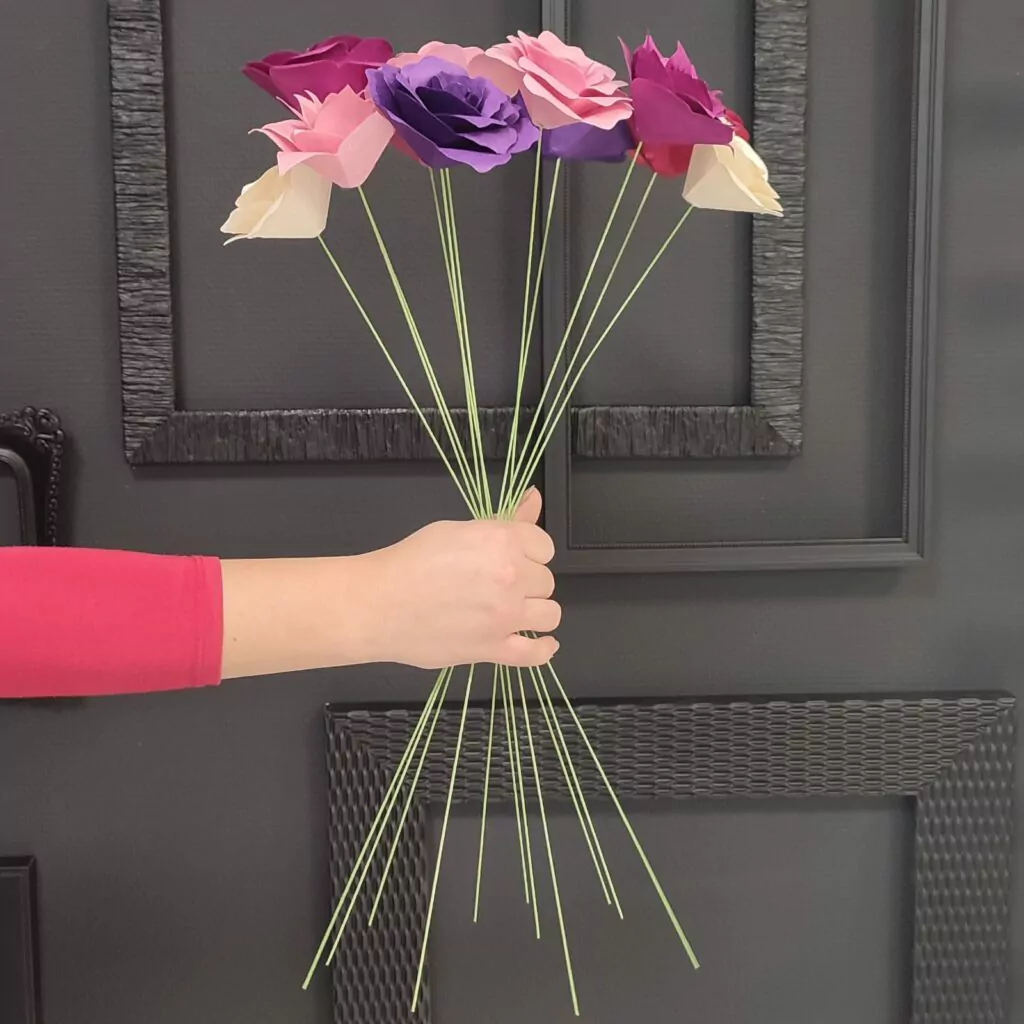 bouquet de roses en papier DIY